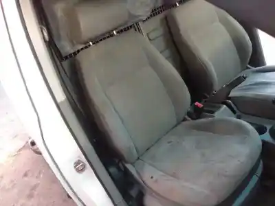 Здавання транспортного засобу volkswagen caddy ka/kb (2k) furg. року 2005 потужний bdj