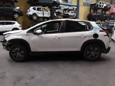 Veículo de Sucata PEUGEOT 2008 (P1) Allure do ano 2018 alimentado YHY