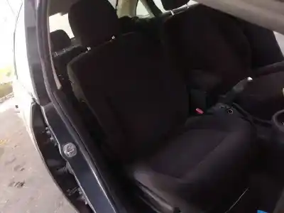 Vehicul casat citroen c4 sedan exclusive al anului 2009 alimentat 9hz