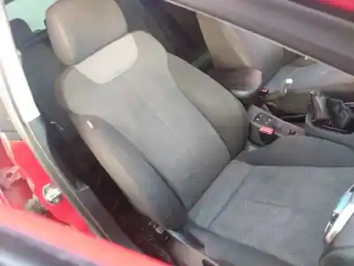 Veicolo di demolizione seat leon (1p1) reference dell'anno 2006 alimentato bkc