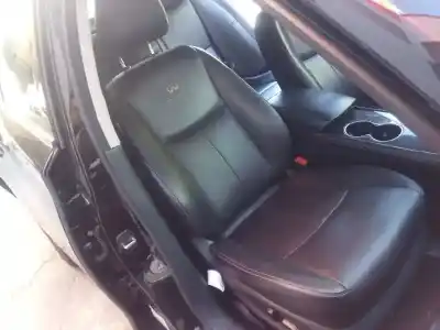 Veicolo di demolizione infiniti q50 q50 dell'anno 2015 alimentato 651970