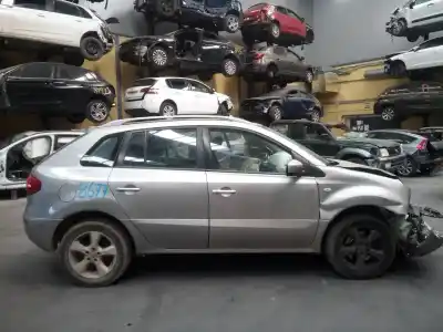 Scrapping Vehicle renault koleos dynamique pack2 of the year 2000 powered m9r832