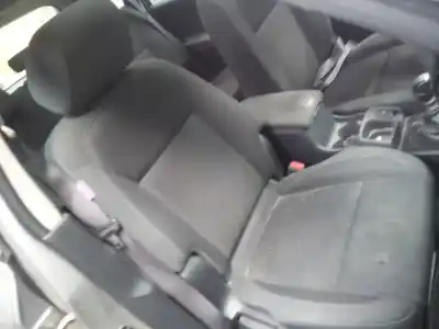 Scrapping Vehicle renault koleos dynamique pack2 of the year 2000 powered m9r832