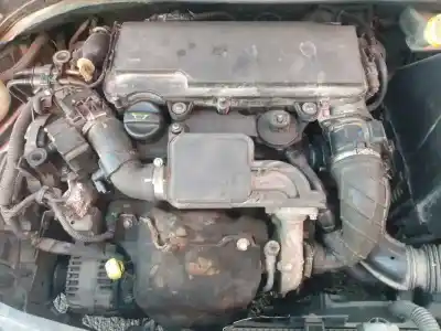 Véhicule à la ferraille peugeot 207 confort de l'année 2007 alimenté 8hz