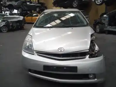 Véhicule à la ferraille toyota prius (nhw20) basis de l'année 2003 alimenté 1nzfxe