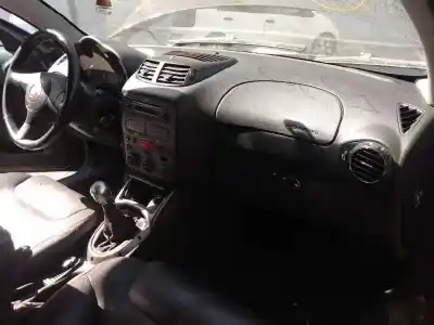 Veículo de Sucata alfa romeo gt (125) 1.9 jtd 16v 150/ distinctive do ano 2007 alimentado 937a5000