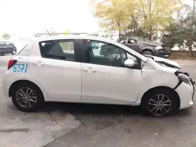 Veículo de Sucata toyota yaris city do ano 2015 alimentado 1nrfe