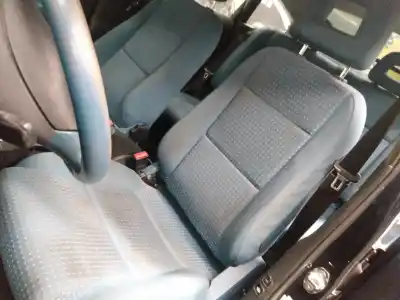 Veicolo di demolizione audi a2 (8z) 1.6 fsi dell'anno 2002 alimentato bad