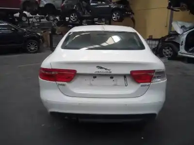 Veicolo di demolizione jaguar xe pure dell'anno 2014 alimentato 204dtd