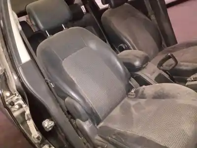 Veículo de Sucata chevrolet captiva 2.0 vcdi lt do ano 2006 alimentado z20s