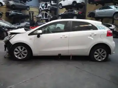 Véhicule à la ferraille KIA RIO Concept de l'année 2014 alimenté D3FA