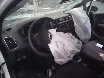 Veicolo di demolizione kia rio concept dell'anno 2014 alimentato d3fa