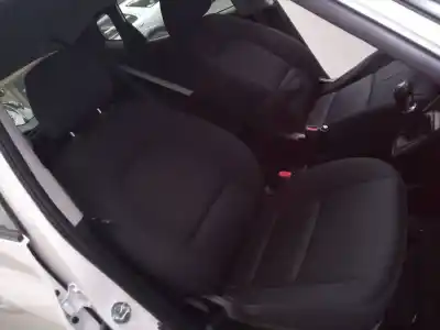 Veículo de Sucata hyundai ix20 gls comfort blue do ano 2011 alimentado d4fb