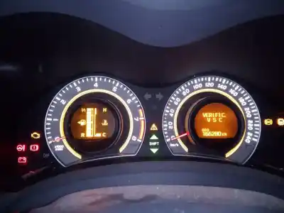 Veículo de Sucata toyota auris advance do ano 2011 alimentado 1zrfae