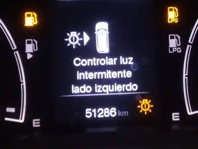 Veículo de Sucata fiat tipo ii (357) fam lounge do ano 2018 alimentado 940b7000