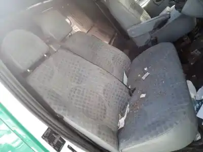 Veículo de Sucata ford transit caja cerrada ´06 ft 350 el (extralargo) lkw (camion) do ano 2010 alimentado h9fb