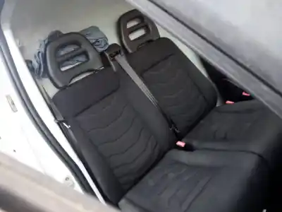 Здавання транспортного засобу iveco daily furgón fg h2 33 s ... v batalla 3520 року 2015 потужний f1afl411c