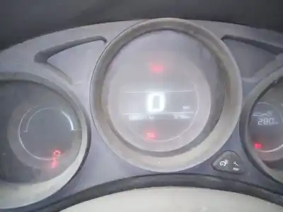 Veículo de Sucata citroen c4 lim. live edition do ano 2016 alimentado bhy