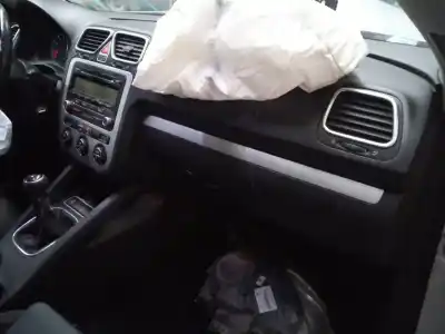 Sloopvoertuig volkswagen scirocco iii (137, 138) 1.4 tsi van het jaar 2009 aangedreven cavd