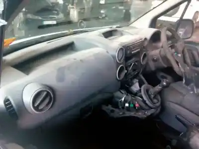 Veículo de Sucata citroen berlingo cuadro sx do ano 2012 alimentado 9hn