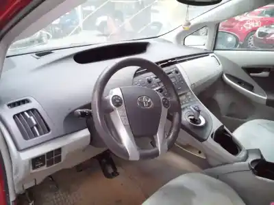 Vehicul casat toyota prius (nhw30) plug-in hybrid advance al anului 2011 alimentat 2zrfxe