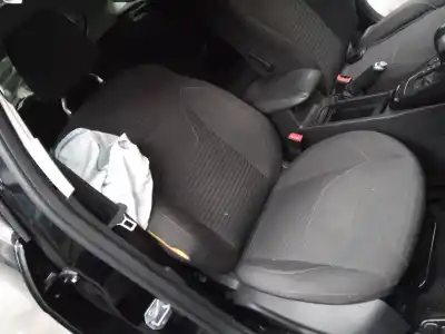 Veicolo di demolizione ford focus lim. business dell'anno 2015 alimentato t7db