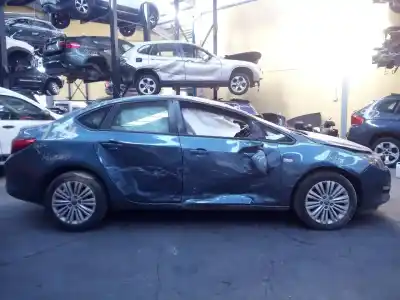 Sloopvoertuig opel astra j lim. 4türig business van het jaar 2014 aangedreven b16dth