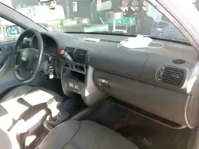 Здавання транспортного засобу audi a3 (8l) 1.9 tdi attraction року 1998 потужний agr