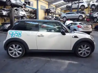 Vehicul casat BMW MINI (R56) Cooper D al anului 2007 alimentat 9HZ