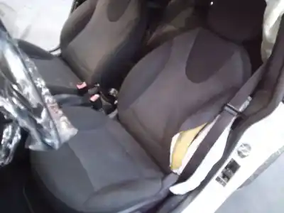 Sloopvoertuig bmw mini (r56) cooper d van het jaar 2007 aangedreven 9hz