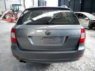 Здавання транспортного засобу skoda                                              superb combi (3t5)                                                                                                                                                                                                                                         comfort року 2013 потужний cffb