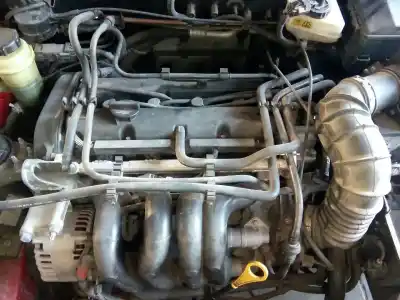 Véhicule à la ferraille ford focus berlina (cak) trend de l'année 2004 alimenté fydb