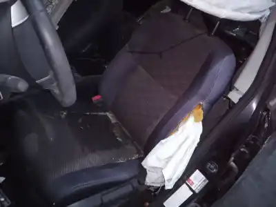 Veicolo di demolizione nissan qashqai (j11) tekna dell'anno 2016 alimentato hra2ddt