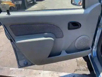 Véhicule à la ferraille dacia logan laureate de l'année 2008 alimenté k9k796