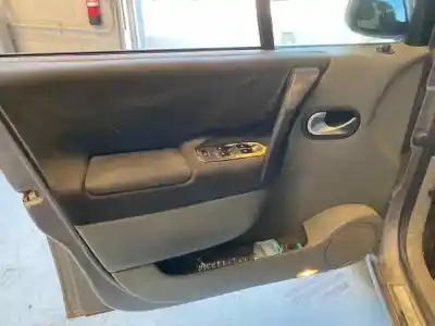 Veículo de Sucata renault scenic ii authentique do ano 2007 alimentado f9q812