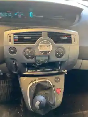 Veículo de Sucata renault scenic ii authentique do ano 2007 alimentado f9q812