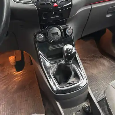 Sloopvoertuig ford                                               fiesta (ccn)                                                                                                                                                                                                                                               trend                                                                                                                                                                                                                                                      van het jaar 2014 aangedreven sfjb