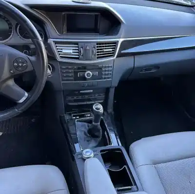 Verschrottungsfahrzeug mercedes-benz clase e (w212) lim. 220 cdi blueefficiency (212.002) des jahres 2011 angetrieben om651924