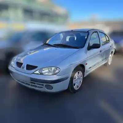 Vehículo de desguace RENAULT MEGANE I FASE 2 CLASSIC (LA..)  del año 2001 con motor K4MA7