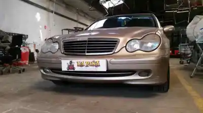 Vehicul casat MERCEDES CLASE C (W203) BERLINA  al anului 2000 alimentat 612962