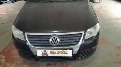 Veicolo di demolizione volkswagen passat berlina (3c2) advance dell'anno 2005 alimentato bkp