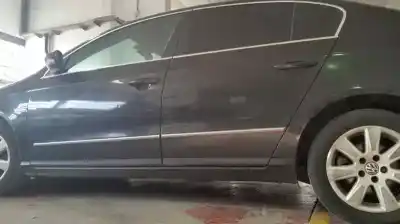 Veicolo di demolizione volkswagen passat berlina (3c2) advance dell'anno 2005 alimentato bkp