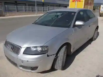 Veículo de Sucata audi a3 (8p) 1.6 102 cv / 75 kw do ano 2003 alimentado bgu