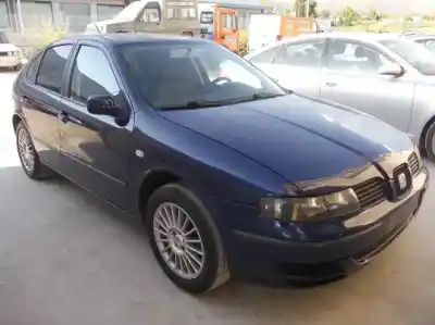 Sloopvoertuig seat leon (1m1) stella van het jaar 2000 aangedreven ahw