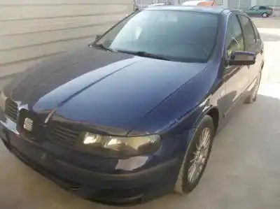 Sloopvoertuig seat leon (1m1) stella van het jaar 2000 aangedreven ahw