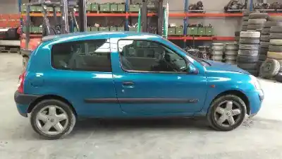 Здавання транспортного засобу renault clio ii fase ii (b/cb0) campus року 2002 потужний d4f712