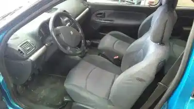 Здавання транспортного засобу renault clio ii fase ii (b/cb0) campus року 2002 потужний d4f712