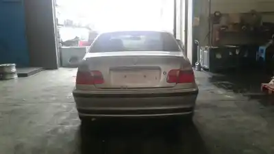 Veicolo di demolizione bmw serie 3 berlina (e46) 320d dell'anno 2001 alimentato m47d20