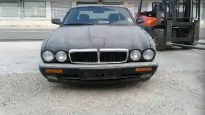 Verschrottungsfahrzeug JAGUAR XJ XJ8 des Jahres 1997 angetrieben 9JPFRB