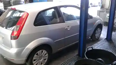 Veículo de Sucata ford fiesta (cbk) ambiente do ano 2004 alimentado fxjb